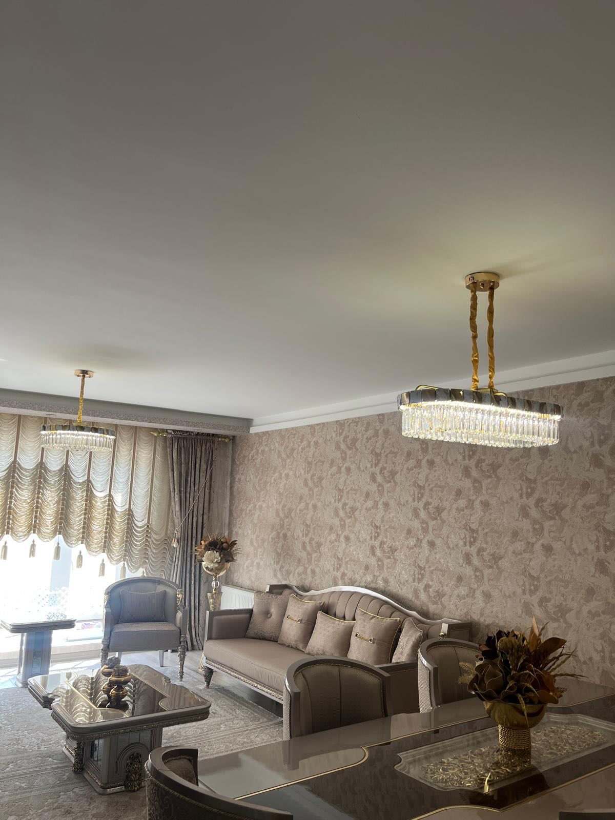 Salon Avizesi