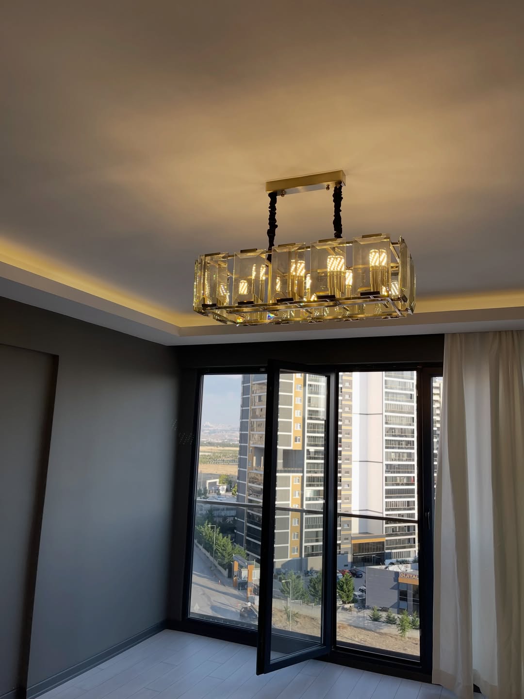 Salon Avizesi